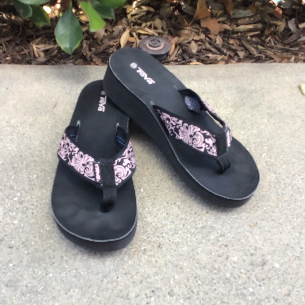 Teva Women's Black Flip Flop Sandals with Pink Patterned Straps